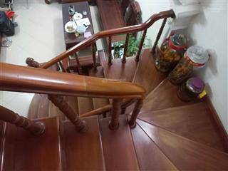 Tôi cần bán nhà cầu diễn 50m, ngõ xe máy cách ô tô 100m