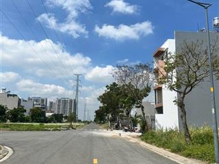 Bán đất mặt tiền đường số 12, kdc phong phú 4, khang điền, bình chánh  6,4 tỷ  100m2
