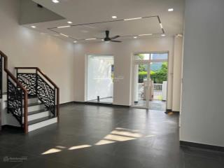 Căn góc lovera park  3 mặt thoáng  thuận tiện kinh doanh & an cư  139,5m2