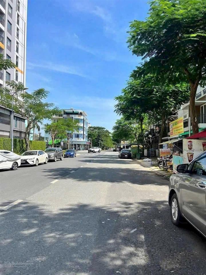 Bán nhanh shophouse lovera park  mặt tiền đường 20m thuận tiện kinh doanh