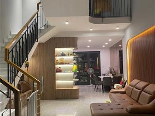 Chính chủ gửi bán nhà phố tại kdc phong phú 4, khang điền  diện tích sử dụng 333m2  giá 11 tỷ