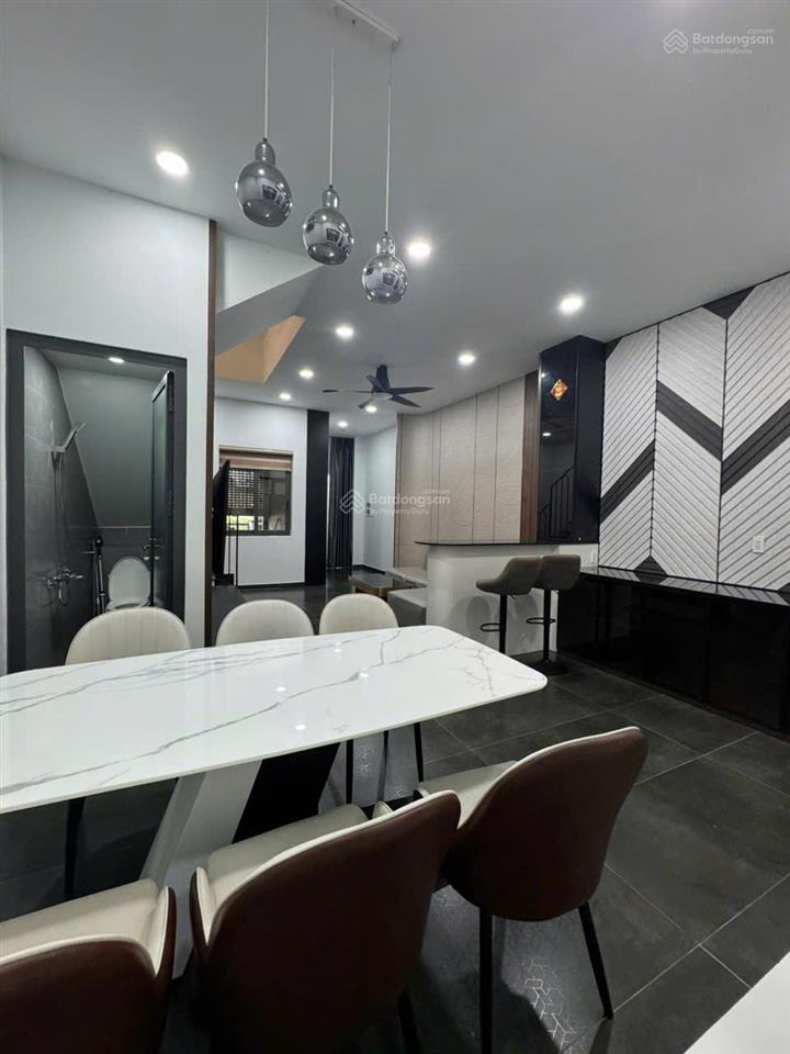 Bán nhà đầy đủ nội thất tại lovera premier khang điền, phong phú 4, bình chánh  75m2  8,8 tỷ