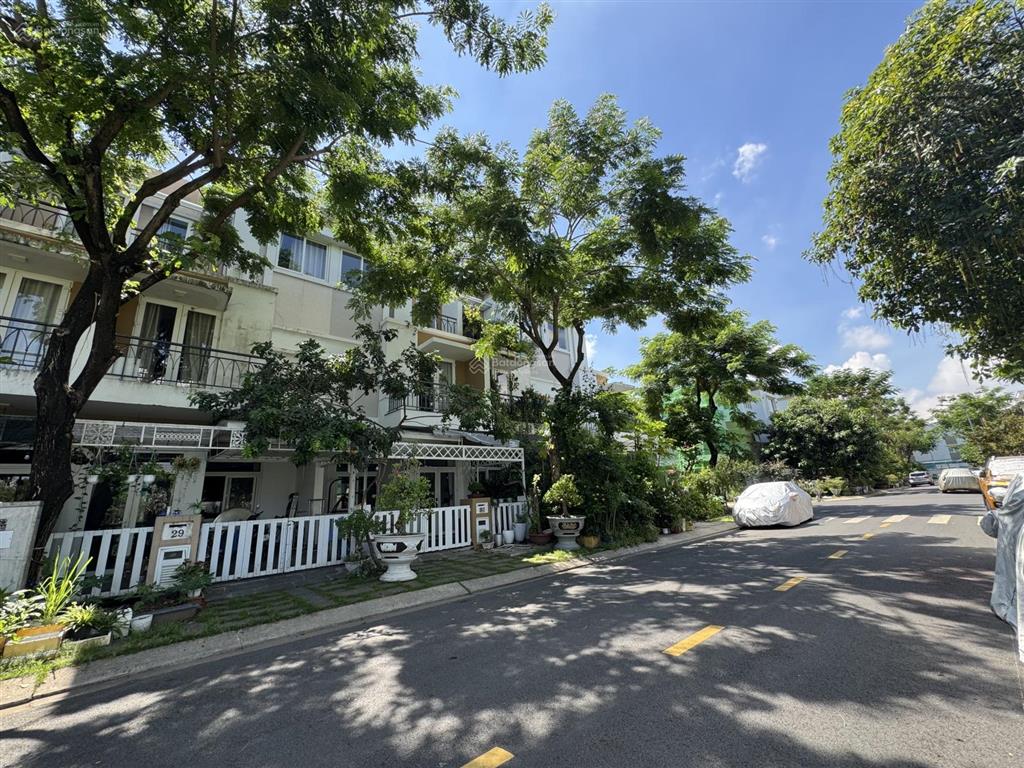 Căn góc hiếm  view công viên dự án lovera park  chờ chủ mới