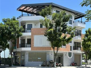 Cho thuê mặt bằng tầng trệt, lô góc 3 mặt đường kđt mới p 1