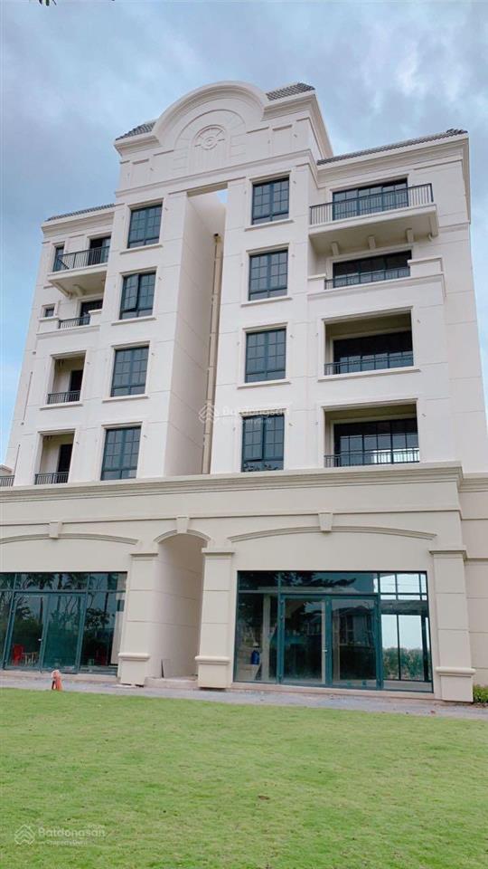 Giảm 1 tỷ, bán shophouse lecentre swanbay đường lớn liền kề clubhouse, tiện ích giá cạnh tranh
