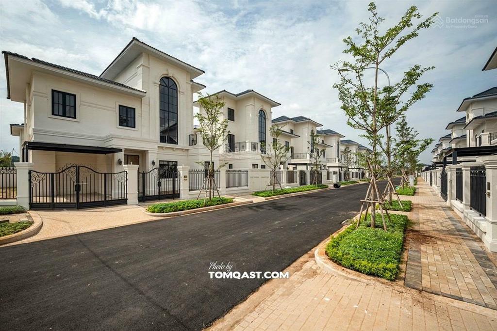 Bán biệt thự đơn lập góc vị trí hoa hậu, liền kề clubhouse, quảng trường view sông, view đẹp nhất