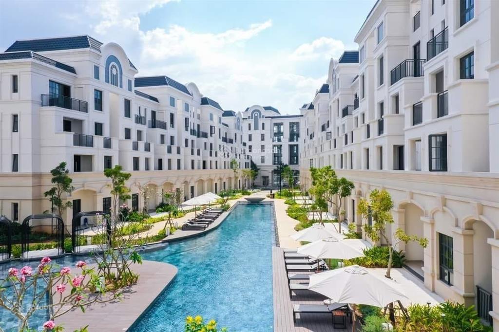 Giá tốt bán skyvilla zone 6 swan bay  có thang máy + chỗ ô tô