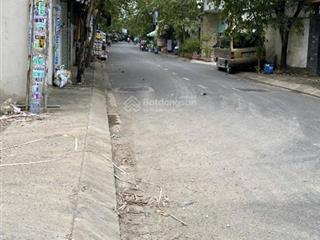 Cho thuê nhà xưởng 380m2 ngay ngã tư bà điểm đường xe công tránh nhau giá tốt 22 triệu