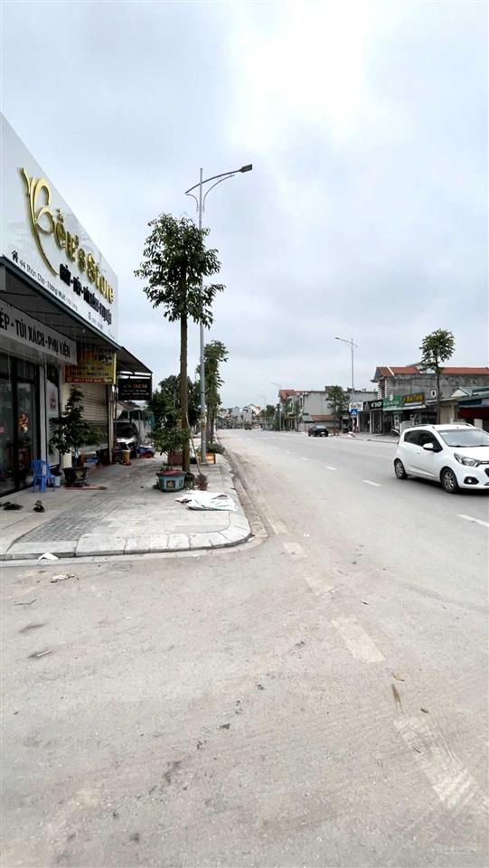 Tôi bán lô đất mặt đường lớn 258,1m2 tại đường lớn đối diện chợ bang  hoành bồ  hạ long