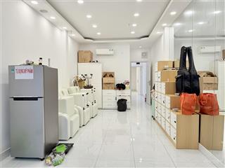 Bán nhà mặt tiền huỳnh khương ninh đakao q.1 70m 4 tầng 6 phòng rộng giá 35 tỷ