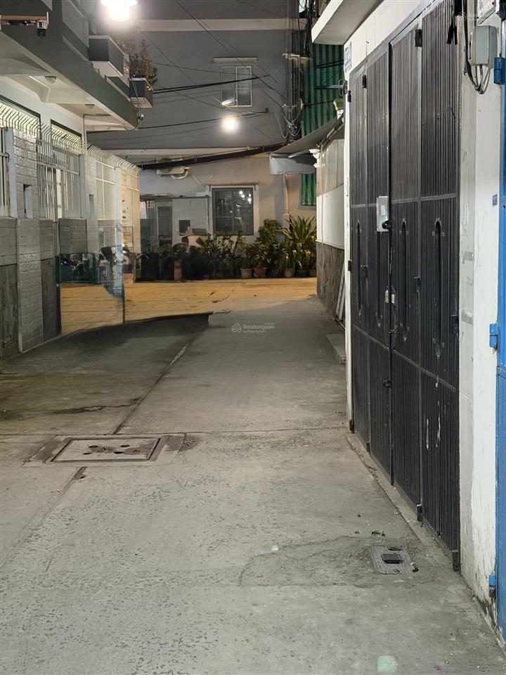 [quận 1 cầu kho] hẻm 7 chỗ gần mặt tiền trần hưng đạo ngay bộ công an nhà 3 tầng thoáng