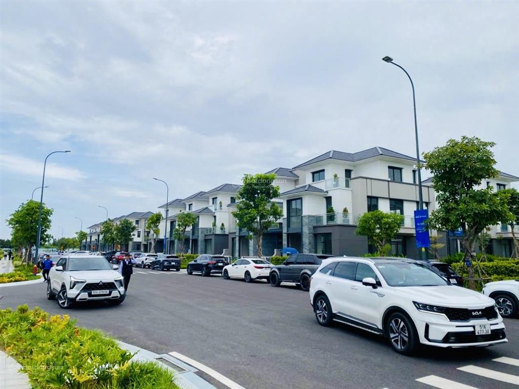 Bán np  bt gladia của cđt khang điền & keppel được ck lên tới 12%