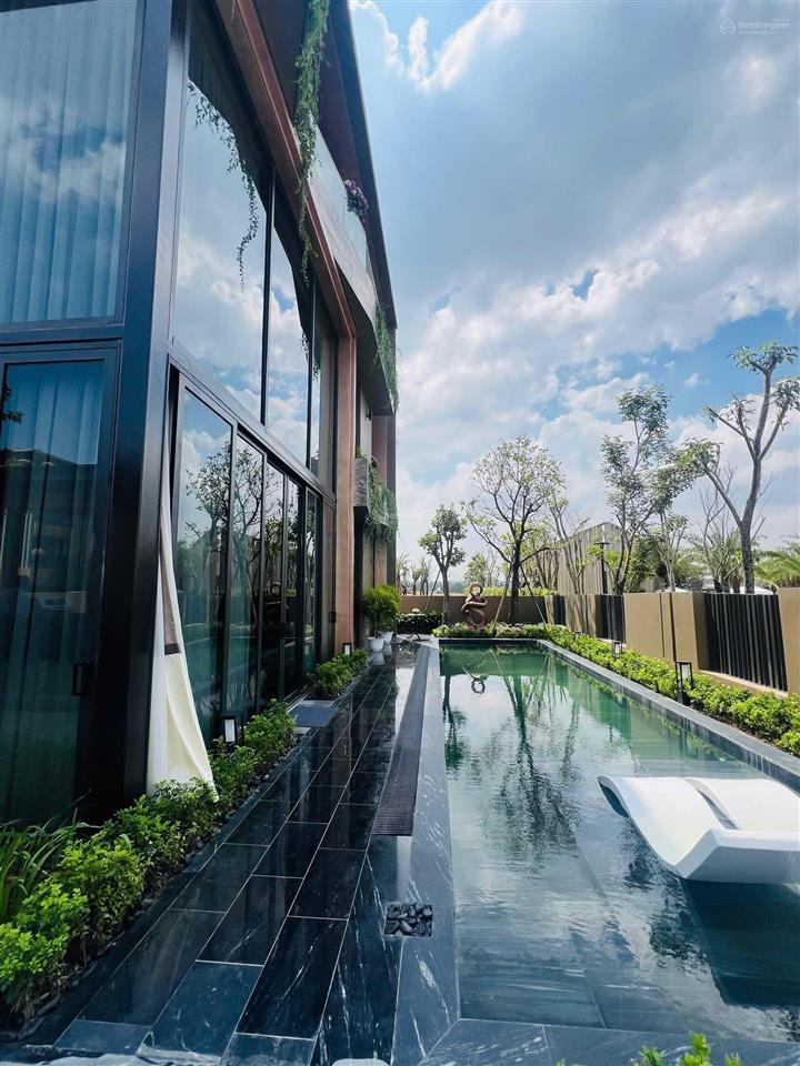 1 suất ngoại giao duy nhất pool villa góc vip view bể bơi, công viên giá tốt nhất the fullton d'cap