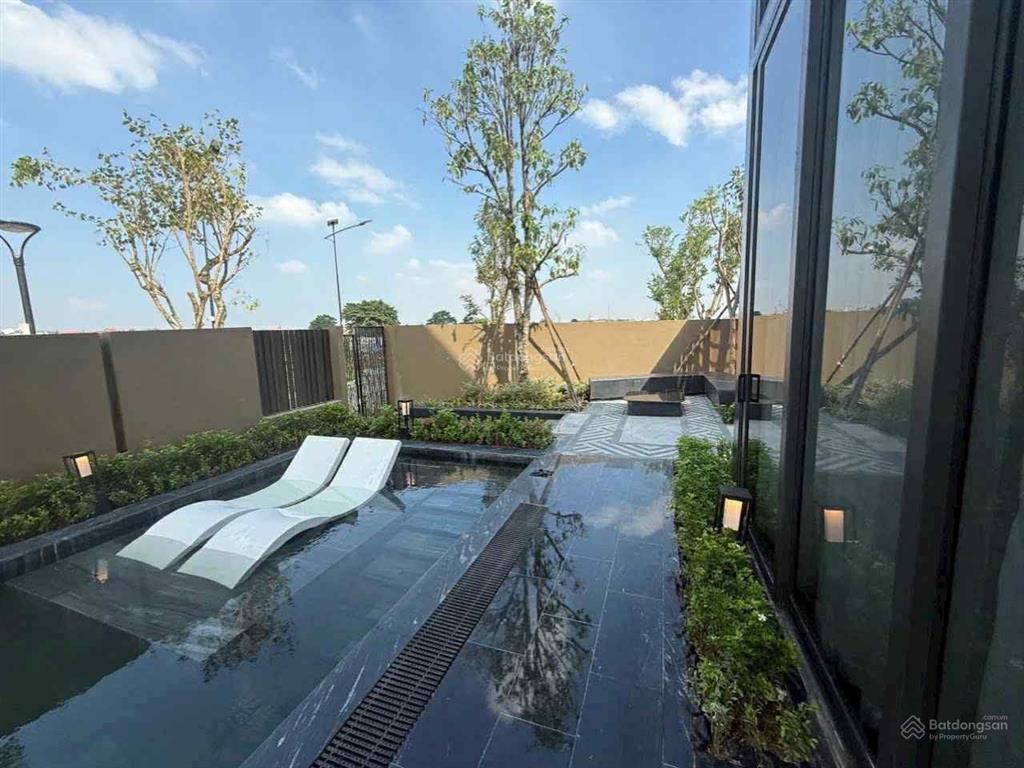 1 suất ngoại giao duy nhất pool villa góc vip view bể bơi, công viên giá tốt nhất the fullton d'cap