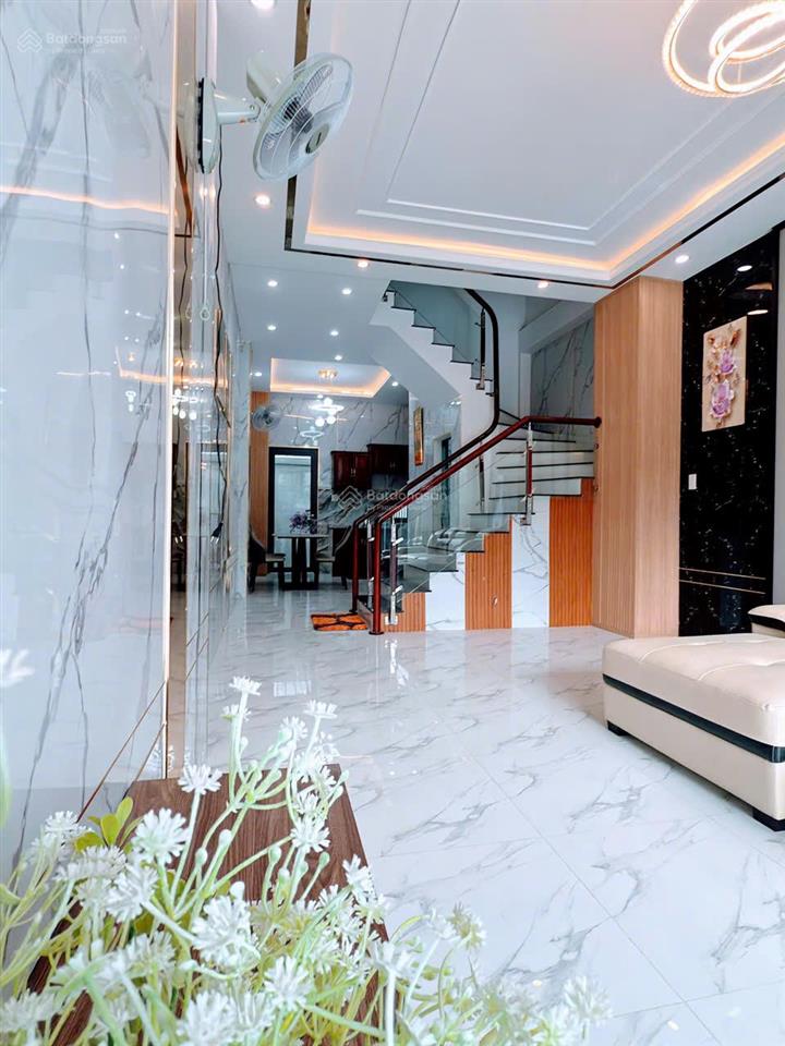 Giảm 200 triệu nhà 3 tầng số 29 đường số 20 khu cty 8  p,hưng phú  cái răng