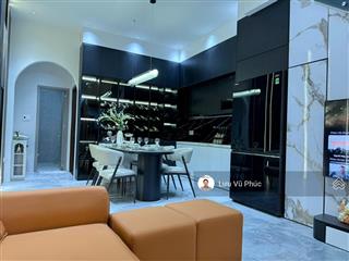 Cần bán gấp nhà 3 tầng full nội thất sau lưng mặt tiền tô hiệu, gara ô tô, gần biển