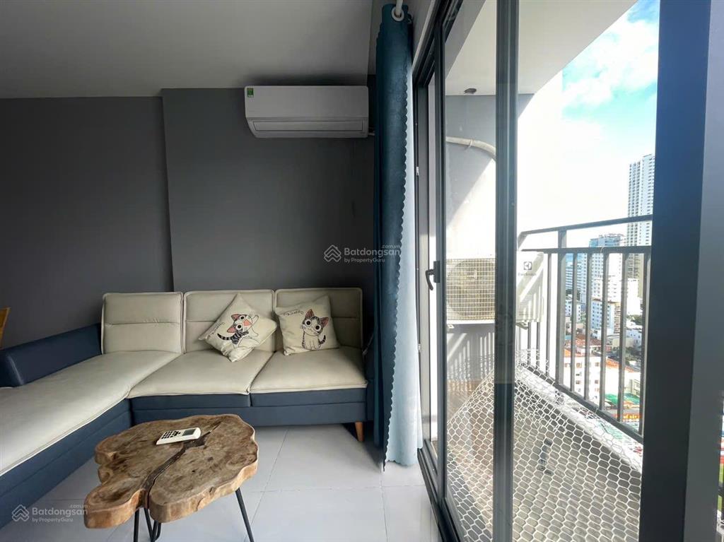 Bán căn hộ toà nhà dqua  chỉ 3,5 tỷ full nội thất  cam kết thuê lại sau khi mua