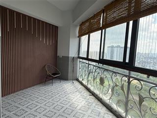 Cho thuê căn hộ flemington quận 11, giá 18tr.  0938 188 ***