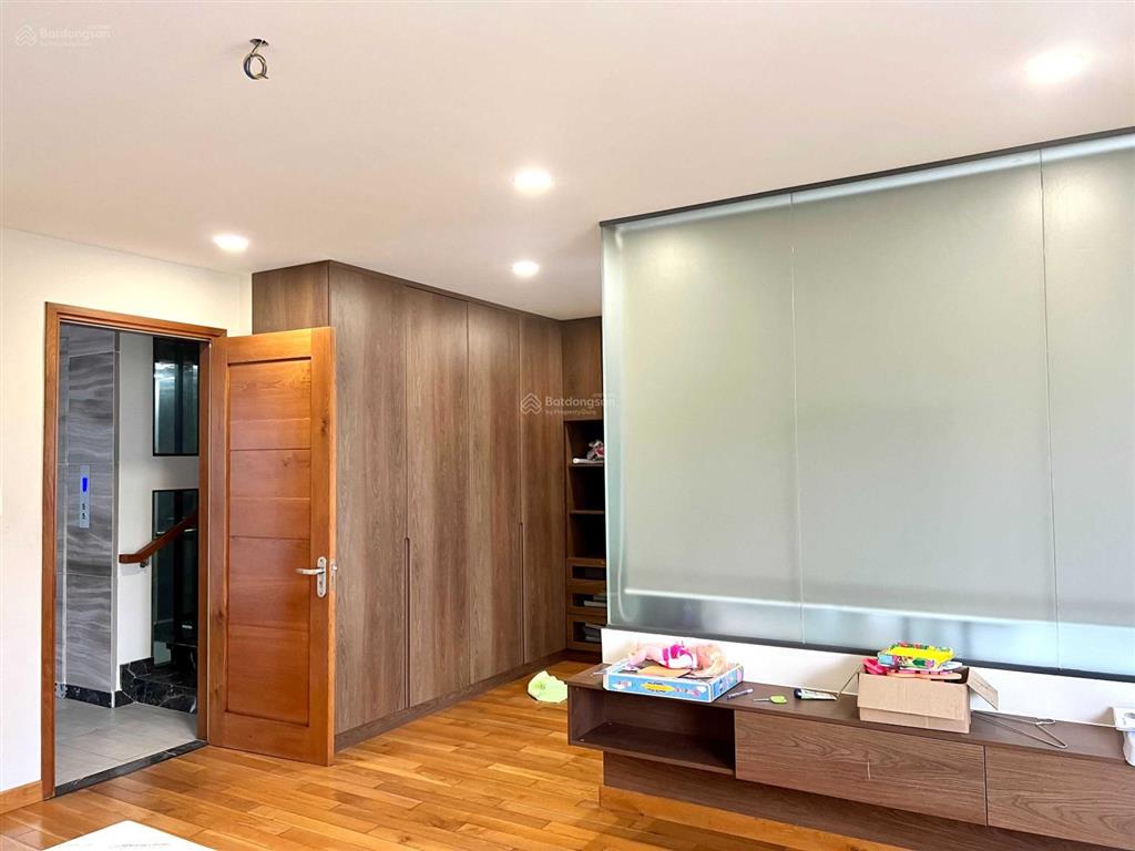 Đổi nhà phố 5m vạn phúc lấy biệt thự 250m2 ven sông & thêm căn hộ dòng tiền 18tr  toantranvillas