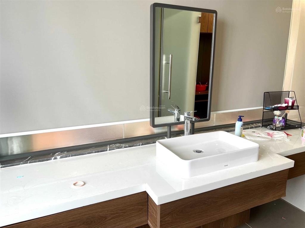 Đổi nhà phố 5m vạn phúc lấy biệt thự 250m2 ven sông & thêm căn hộ dòng tiền 18tr  toantranvillas