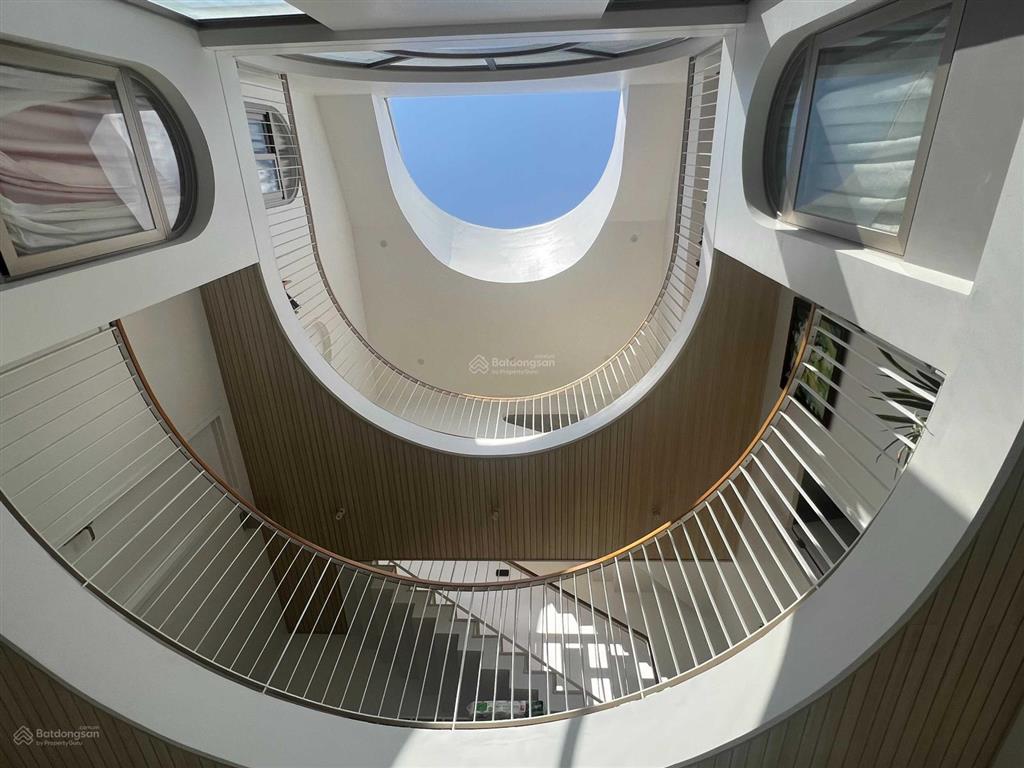 Đổi căn nhà phố trung tâm ồn ào lấy biệt thự vườn 212m2 yên tĩnh ven sông  toantranvillas