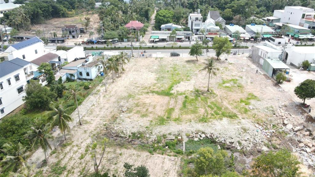 Chính chủ bán đất đường 30/4, dương tơ, phú quốc, 45 triệu, 5830m2, vị trí đẹp, giá đầu tư siêu hời