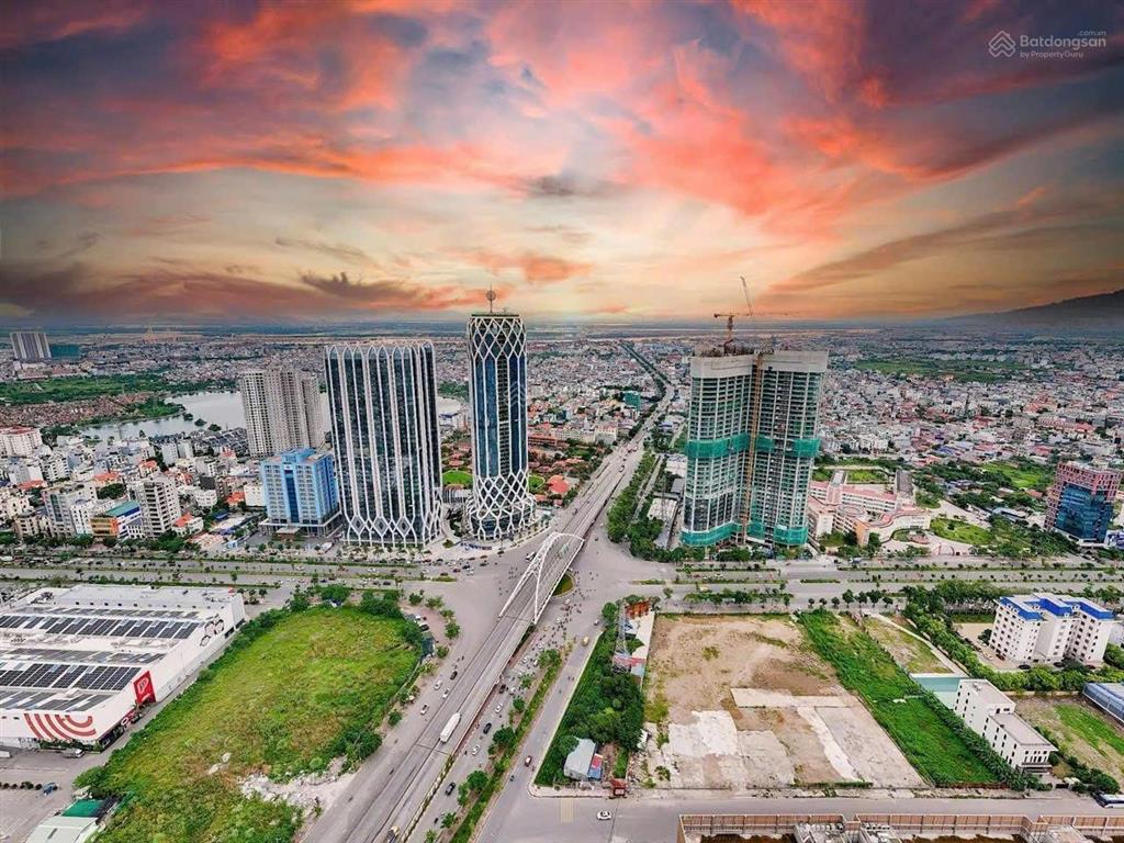 Bán cắt lỗ căn 2 ngủ 69m2 tầng 12 giá thấp nhất thị trường. tích hợp robot giao hàng tận nhà