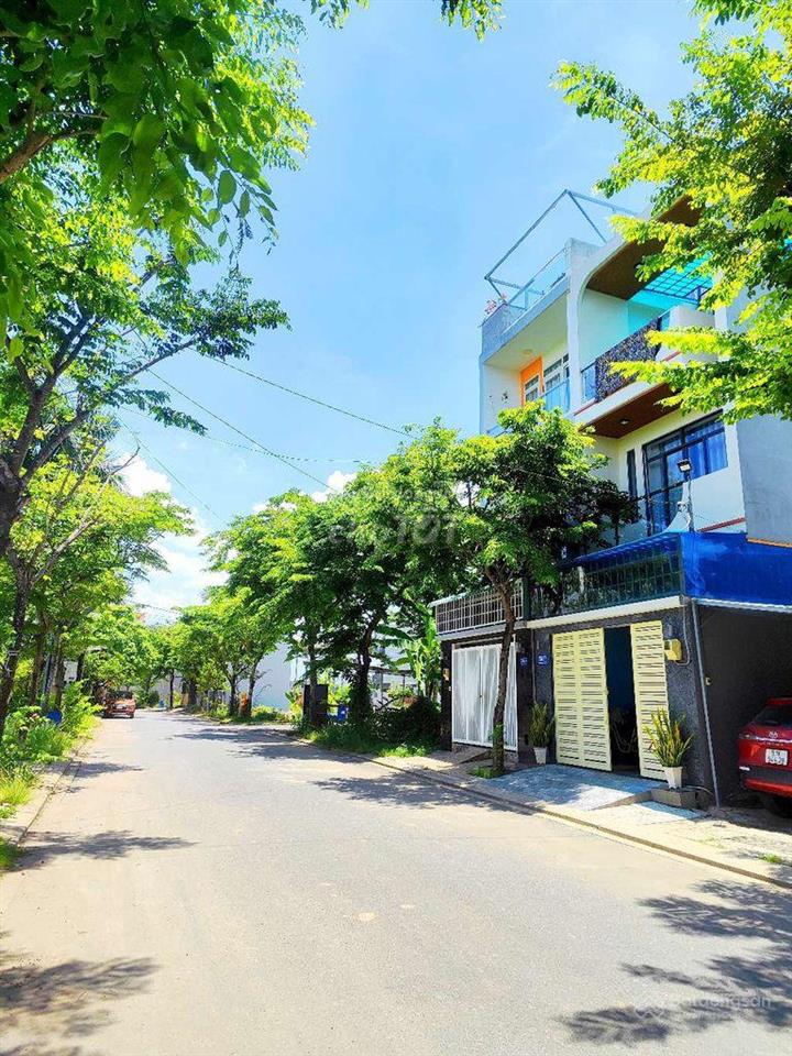 Kẹt tiền bán gấp đất thổ cư, cách nguyễn xiển chỉ 50m. đường nhựa, cạnh vin grand park