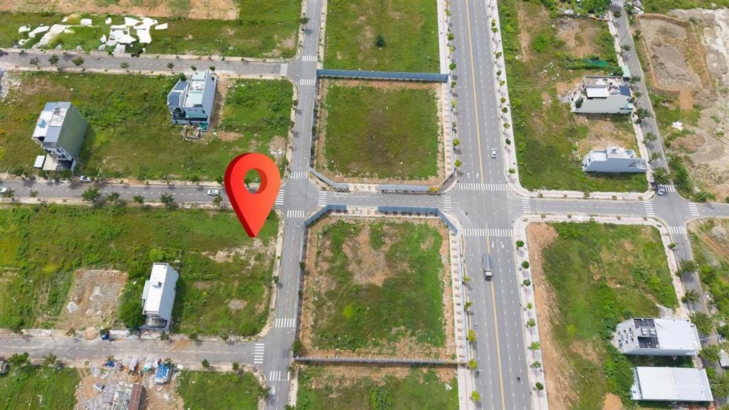 Bán lô góc đối diện chung cư 25 tầng, đường 7m5 đường bờ quan 3 trục thông siêu đẹp