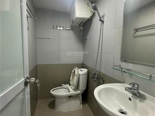 Cho thuê căn hộ ngõ 120 hoàng quốc việt, nghĩa tân, cầu giấy, hn, 40m2. giá 5,5 tr/ tháng