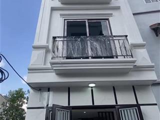 Chỉ 4,2 tỷ duy nhất một căn diện tích 46m2 xây độc lập 4 tầng, vân côn  hoài đức