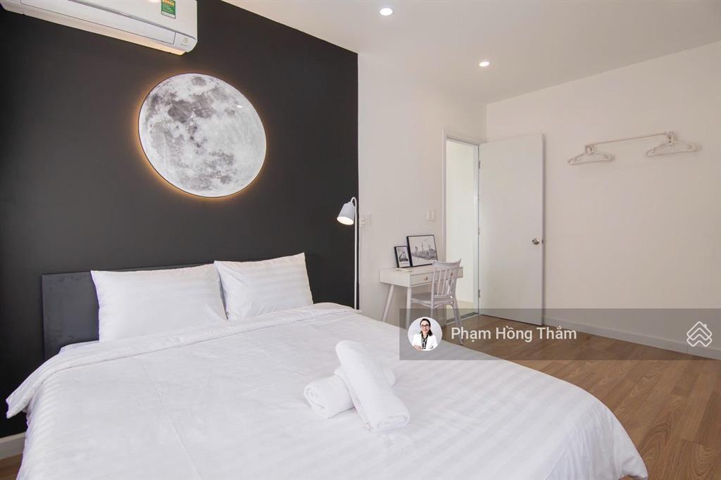 Bán căn hộ grand riverside, q4, 140m2, 4pn, 2wc, có nội thất, giá 8.2 tỷ. 0933 888 *** ms thắm