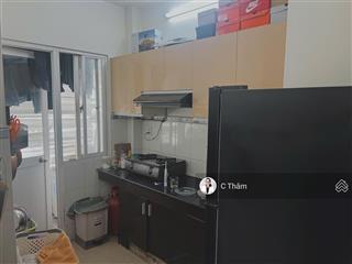 Cho thuê căn hộ 155 nguyễn chí thanh, q5, dt 62m2, 2pn, 1wc, có nội thất, nhà đẹp, giá 12tr/tháng