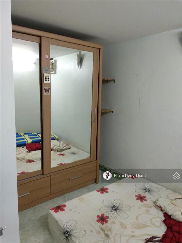 Bán nhà phố hẻm 100 đường phong phú q8, p12, dt 3,2x7m, 1 trệt, 1 lầu, 1 lửng, 2pn, giá 2.7 tỷ