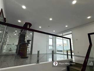 Bán căn hộ penthouse giai việthoàng anh, dt 227m2, 3pn, 4wc, có sổ hồng, giá 8,5 tỷ.  0933 888 ***