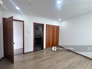 Bán căn hộ penthouse giai việthoàng anh, dt 227m2, 3pn, 4wc, có sổ hồng, giá 8.5 tỷ.  0933 888 ***