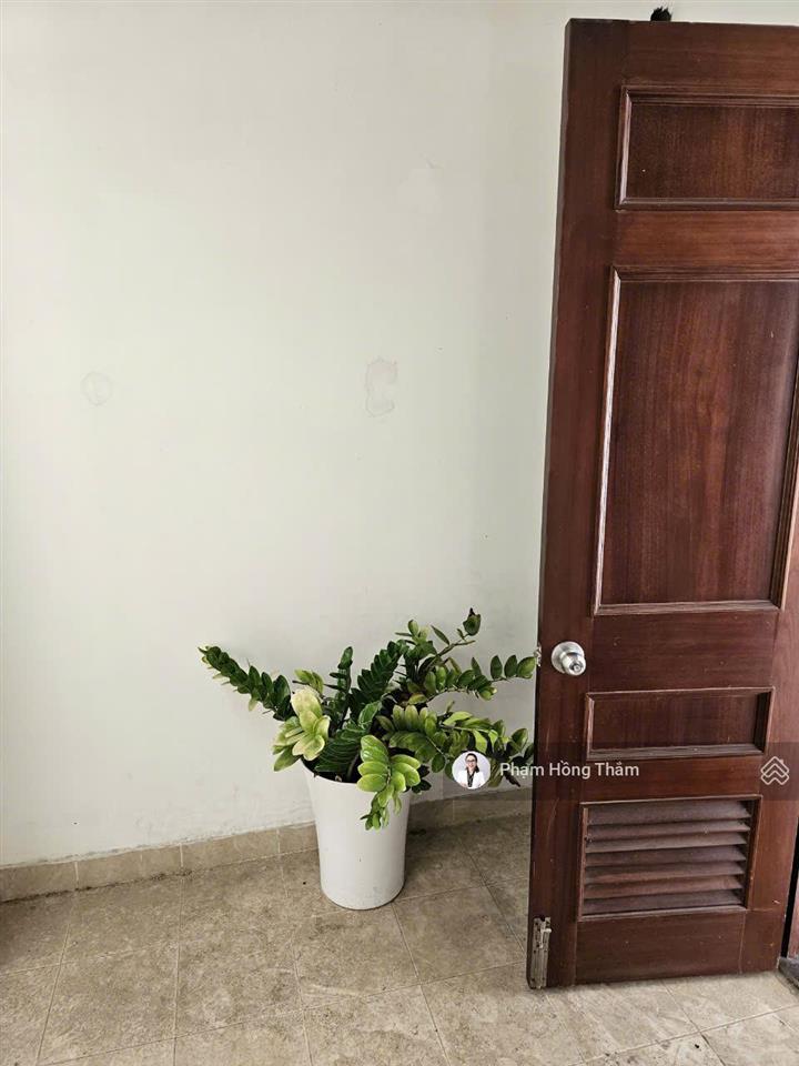 Bán căn hộ penthouse giai việt, dt 227m2, 3pn, 4wc, nhà trống, view mát, giá 8 tỷ.  0933 888 ***