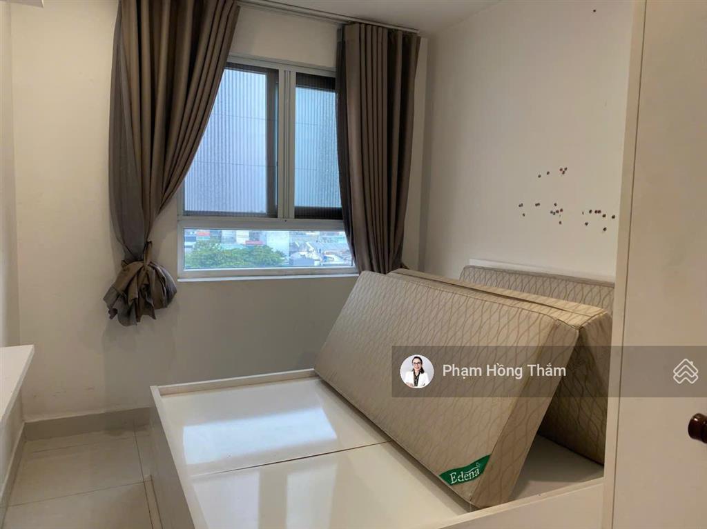 Bán căn hộ tara, tạ quang bửu dt 92m2, 3pn, 2wc, nhà đẹp, sổ hồng, giá 4.3 tỷ.  0933 888 ***