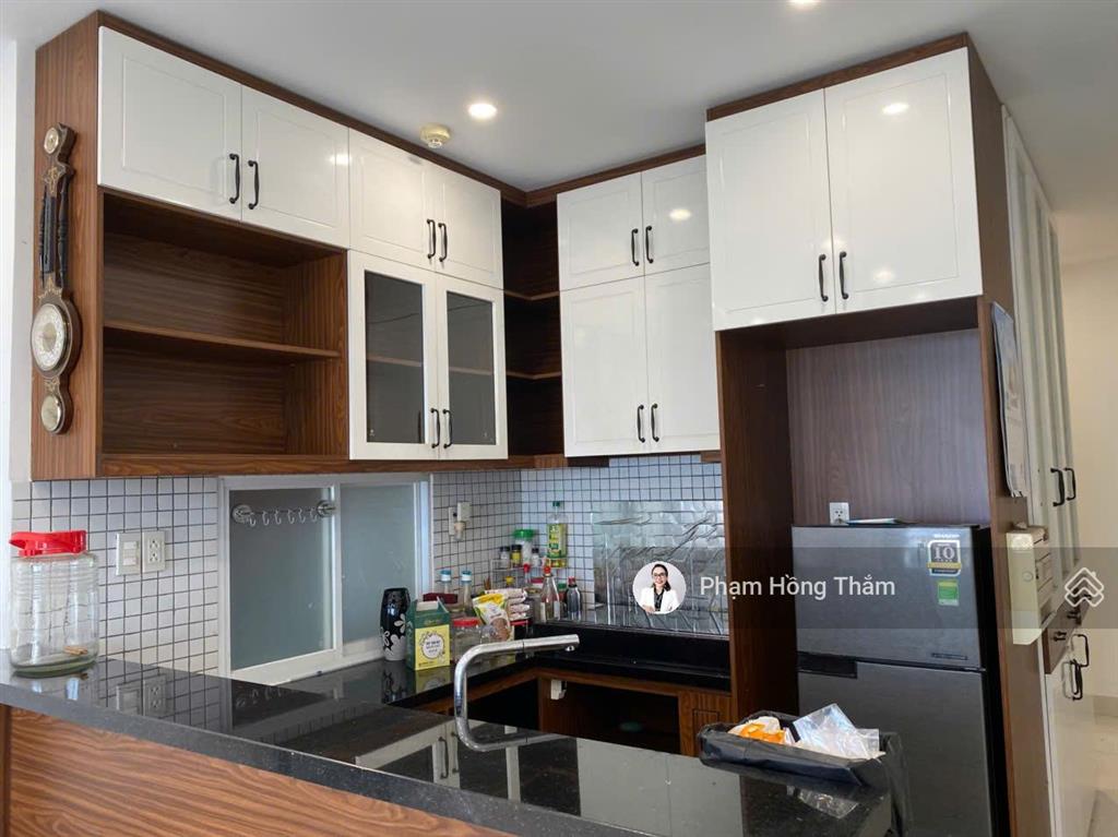 Bán căn hộ tara, tạ quang bửu dt 92m2, 3pn, 2wc, nhà đẹp, sổ hồng, giá 4.3 tỷ.  0933 888 ***