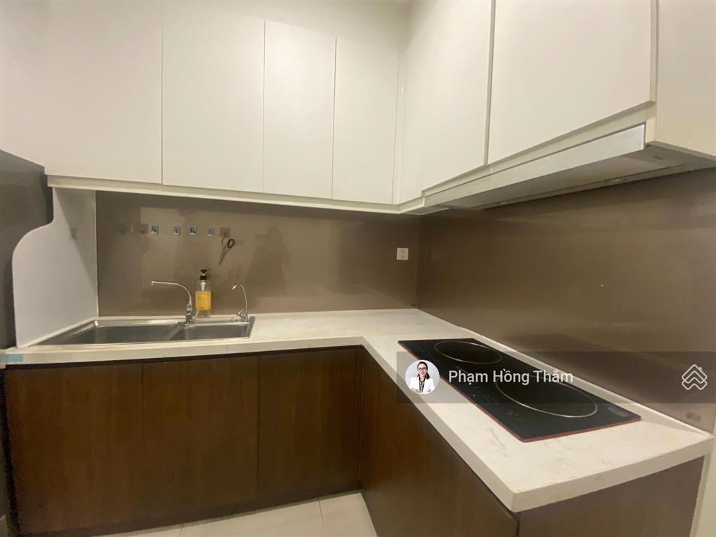 Bán căn hộ cao cấp central premium, dt 58m2, 2pn, 1wc, nhà có nội thất, đang đợi cấp sổ, giá 3,8 tỷ