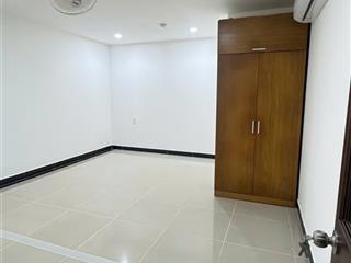 Cho thuê căn hộ giai việt duplex thông tầng, dt 230m2, 5pn, 4 wc, nội thất cơ bản, giá 22tr/tháng