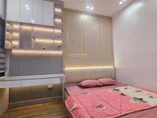 Nhỉnh 5 tỷ có ngay căn nhà 27m2, 5 tầng phố tôn đức thắng trung tâm đống đa