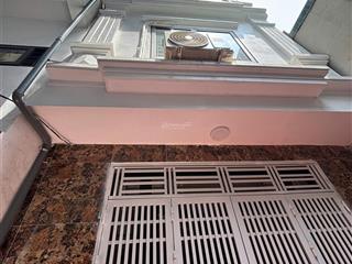Khoảng 6 tỷ có nhà dân xây cực hiếm yên xá  gần ô tô  sát tổng cục 5 khu dân trí cao