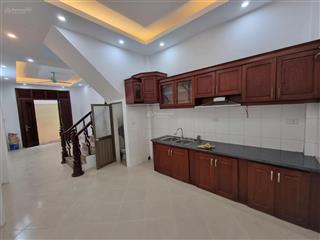 Mặt ngõ nhà mới xây làng tó hơn 4 tỷ. mặt tiền rộng thiết kế tầng 1 phòng đủ 3 ngủ một thờ cầu tó