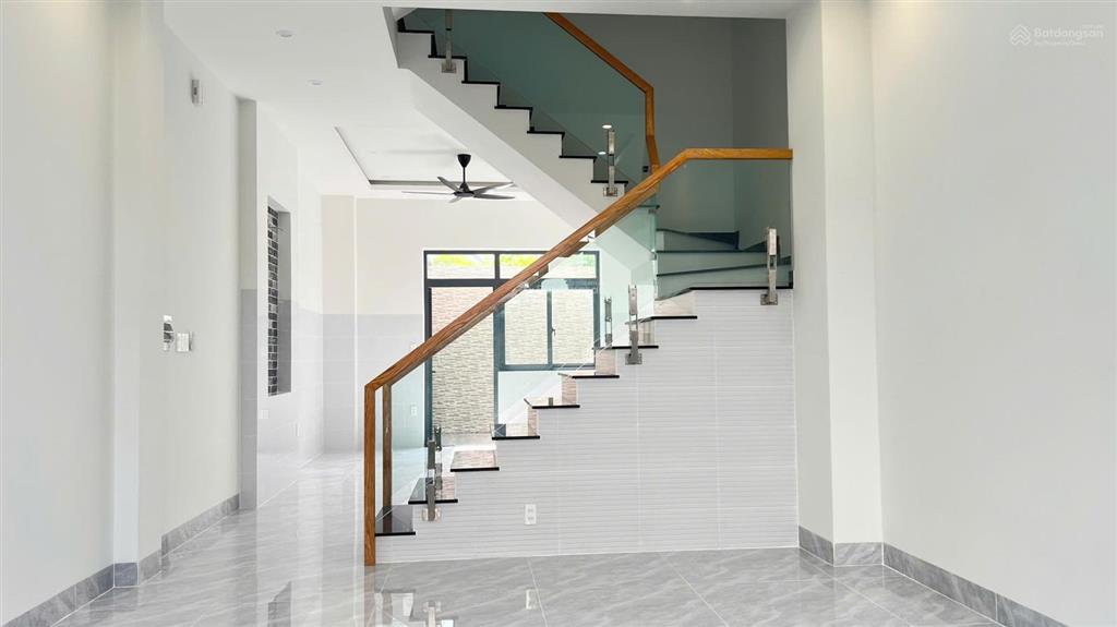 Bán nhà 72m²p cát lái xe hơi tới cửa nội thất cao cấp 8.5 tỷ