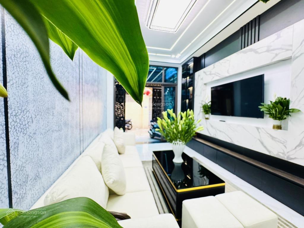 Nhà mới xây đẹp long lanh, lô góc, mặt tiền đẹp, nội thất đầy đủ, ngõ thông