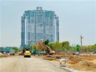 Cần bán căn hộ ba ngủ ecopark vinh.view hồ thiên nga 10ha