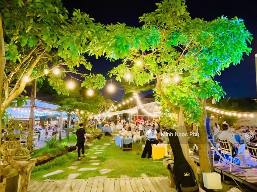 Bán đất biệt thự mặt tiền nguyễn đình thi  view sông hiếm có