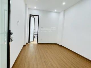 Bán nhà 4 tầng sổ riêng trương định giá chỉ nhỉnh 5 tỷ. 3pn, dt 25m2, giá hơn 5 tỷ