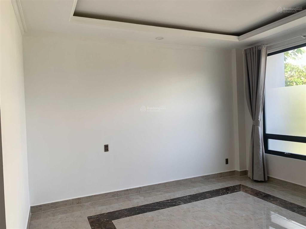 Ngộp bán gấp nhà 4 tầng 5x18m mặt tiền đường d1 khu tđc phú mỹ gần ga metro